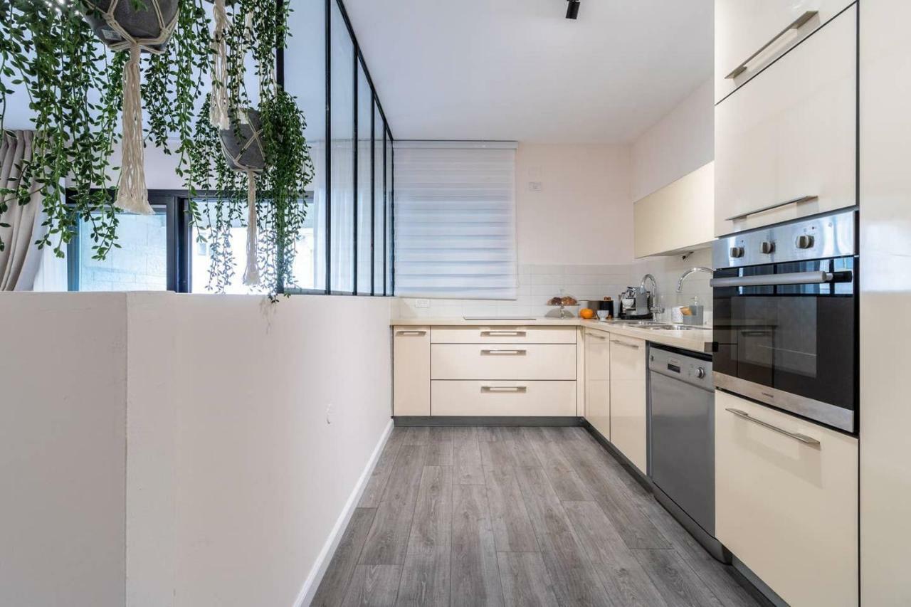 King David Residence Luxury 4 Bd/Pool/Gym/Parking Jeruzsálem Kültér fotó