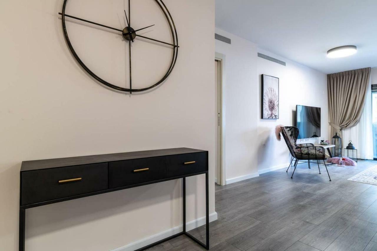 King David Residence Luxury 4 Bd/Pool/Gym/Parking Jeruzsálem Kültér fotó